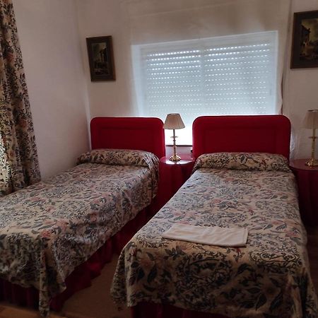 El Uncar Villa Castrejon de la Pena Bagian luar foto
